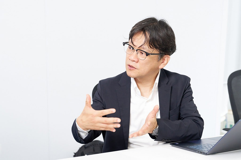 株式会社 日本HP エンタープライズ営業統括 ソリューション営業本部 ワークステーション・ビジネス開発部 担当部長 新井 信勝 氏